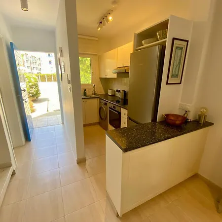 Holiday home Seaside Sun Kissed House With Pool In Tourist Area *