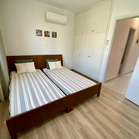 Seaside Sun Kissed House With Pool In Tourist Area Holiday home *