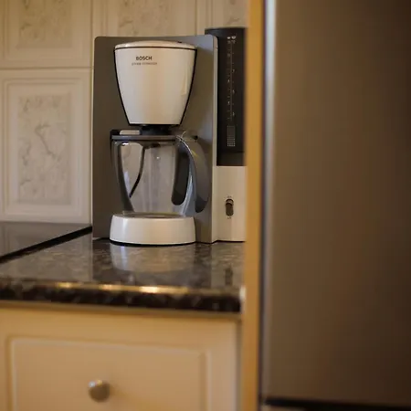 Vakantiehuis Seaside Sun Kissed House With Pool In Tourist Area *