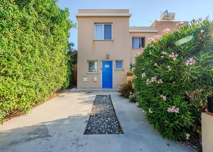 بيت للعطل Seaside Sun Kissed House With Pool In Tourist Area