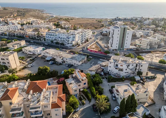 بيت للعطل Seaside Sun Kissed House With Pool In Tourist Area *