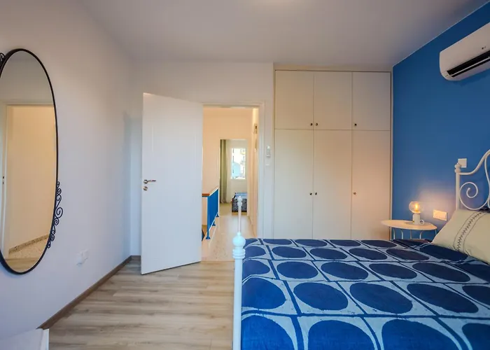 بيت للعطل Seaside Sun Kissed House With Pool In Tourist Area بافوس