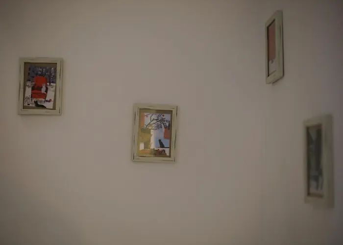 Seaside Sun Kissed House With Pool In Tourist Area Prázdninový dům *